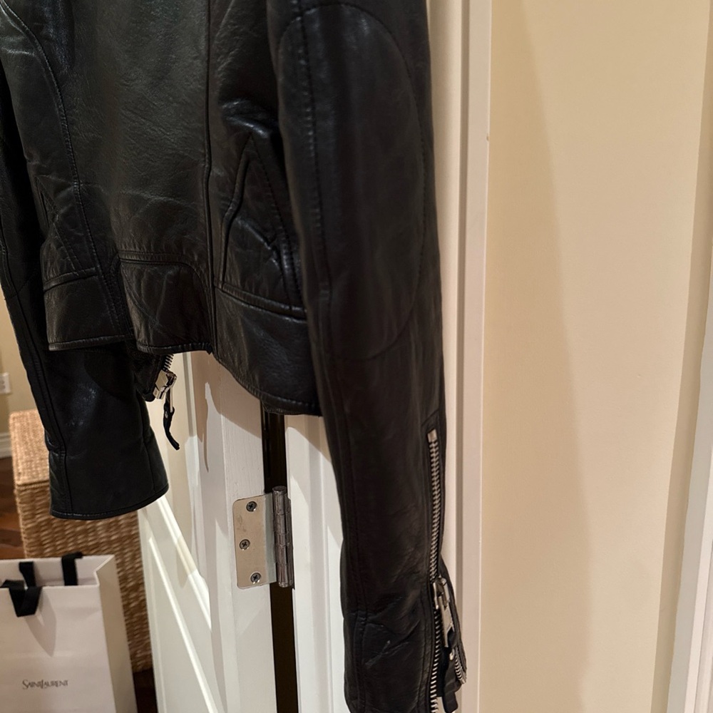 Balenciaga Women's Sleek Black Leather Jacket - Picture 7 of 8